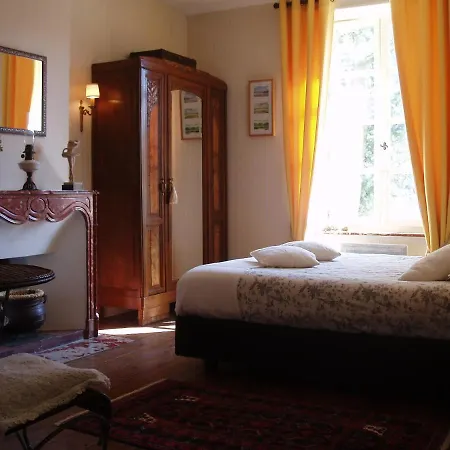 Bed & Breakfast La Cerisaie - D'hotes & Riols