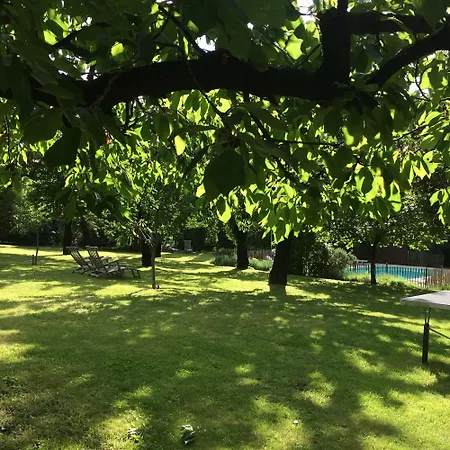 Bed and breakfast La Cerisaie - D'hotes & 3*