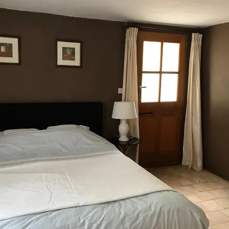La Cerisaie - D'hotes & Bed & Breakfast 3*