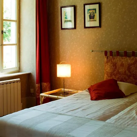 Bed & Breakfast La Cerisaie - D'hotes & 3*