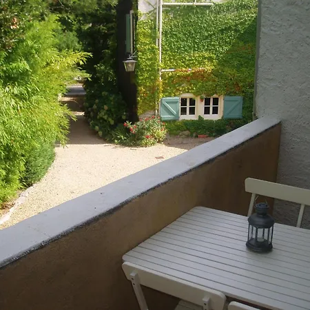 Bed & Breakfast La Cerisaie - D'hotes & 3*