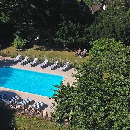 Bed and breakfast La Cerisaie - D'hotes & Riols