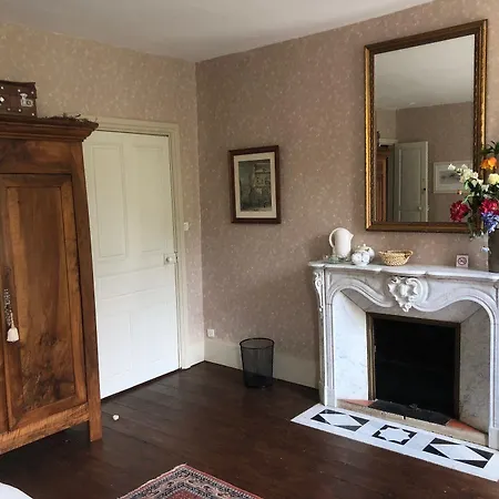 La Cerisaie - D'hotes & Bed and breakfast 3*