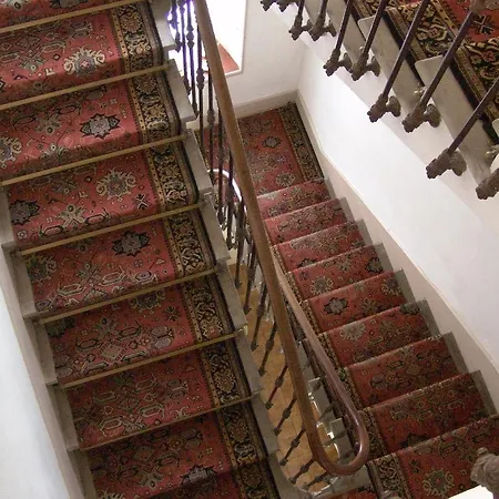 Bed & Breakfast La Cerisaie - D'hotes & Riols