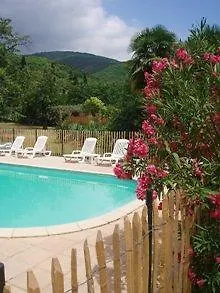 Bed & Breakfast La Cerisaie - D'hotes &