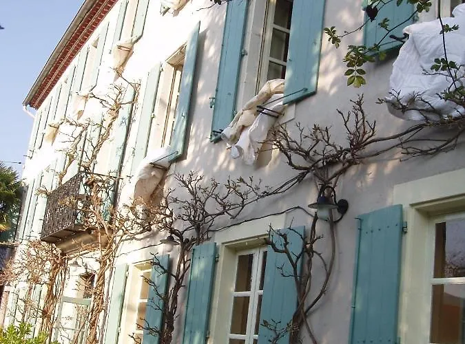 La Cerisaie - D'hotes & Bed & Breakfast 3*