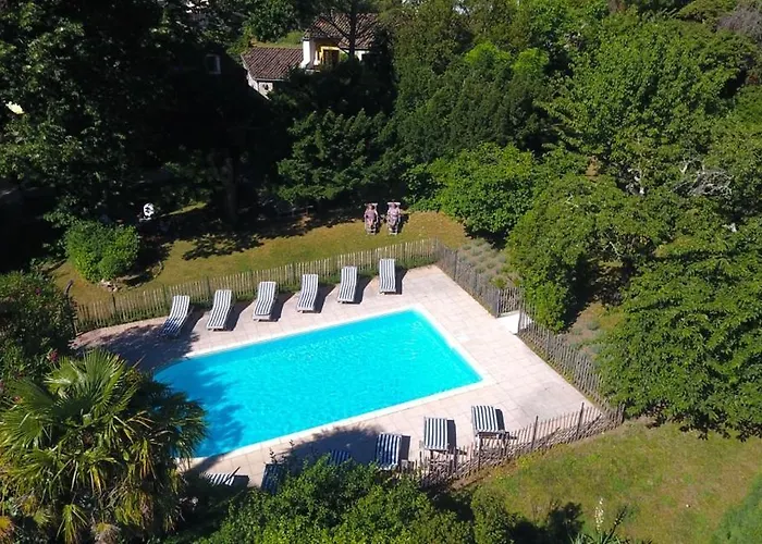 Bed & Breakfast La Cerisaie - D'hotes &