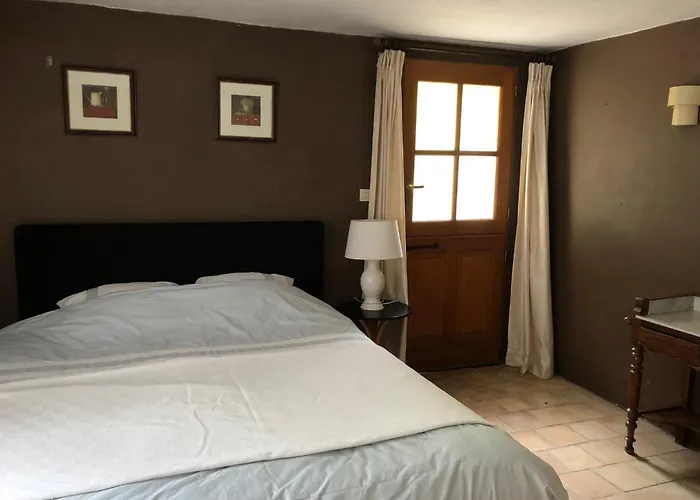 La Cerisaie - D'hotes & Bed & Breakfast 3*