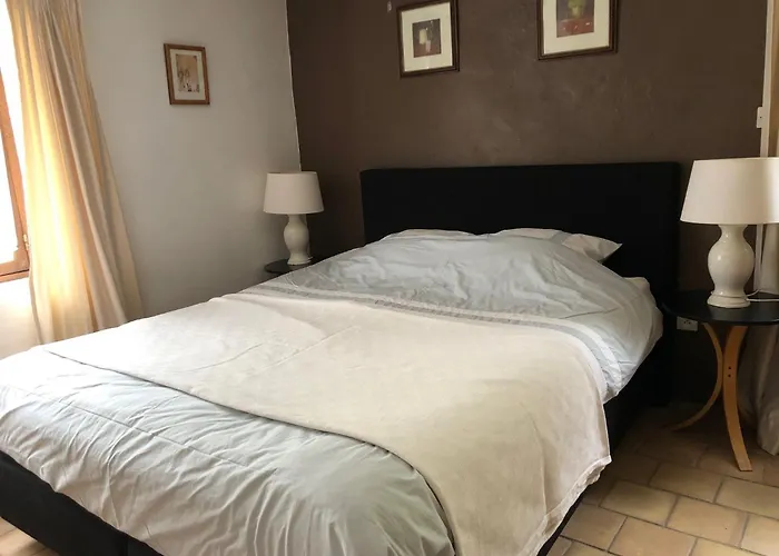 Bed & Breakfast La Cerisaie - D'hotes &