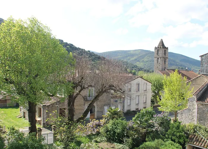 La Cerisaie - D'hotes & 3* Riols
