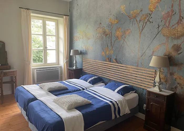 Bed & Breakfast La Cerisaie - D'hotes & Riols
