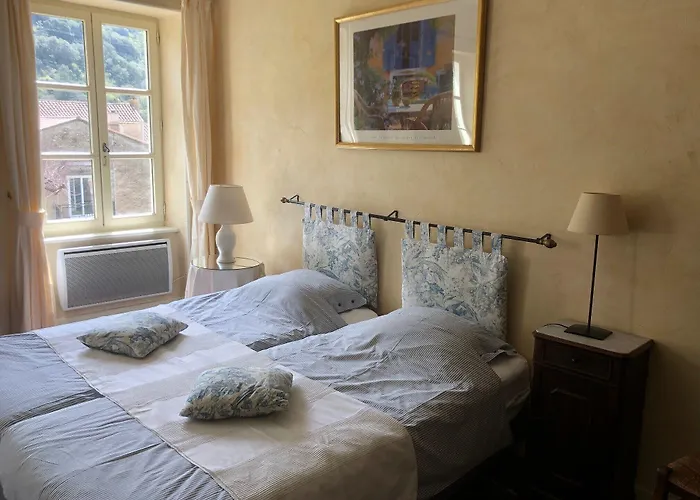 Bed & Breakfast La Cerisaie - D'hotes & Riols